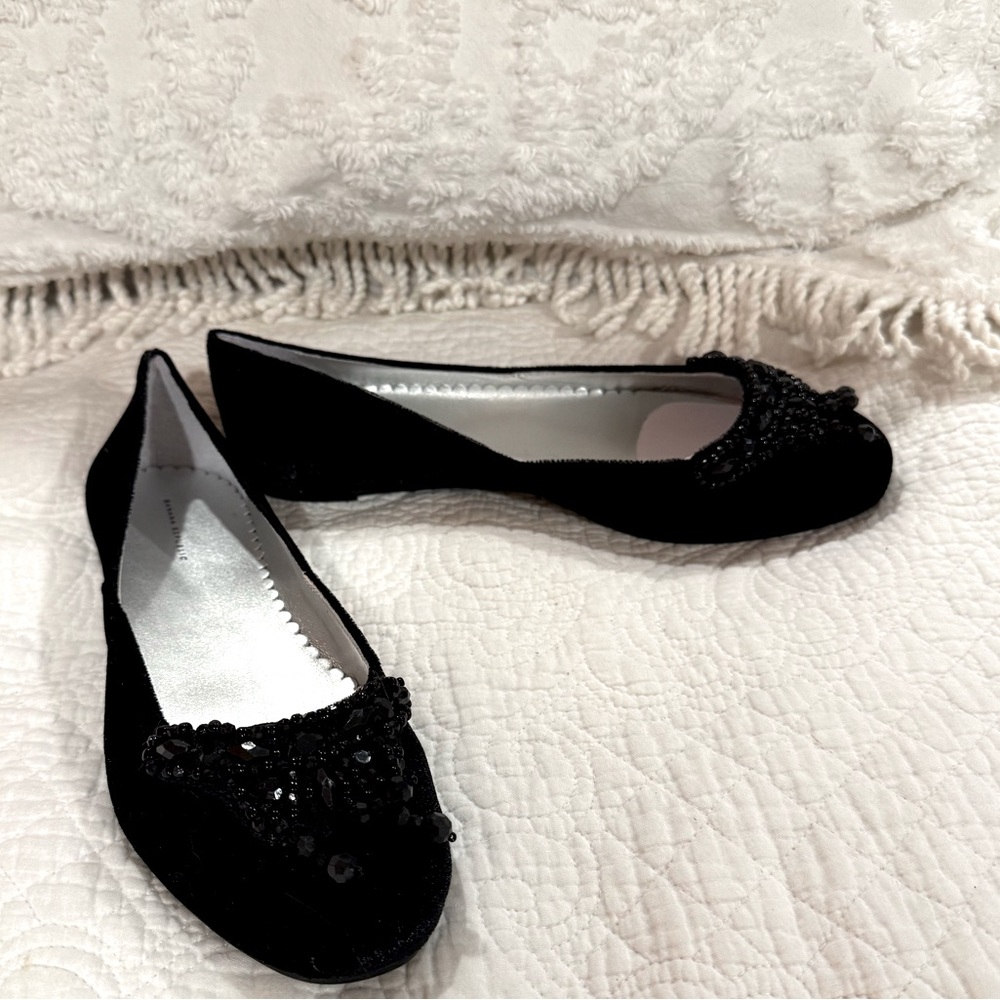 Banana Republic Black Velvet beaded flats 8.5 NIB